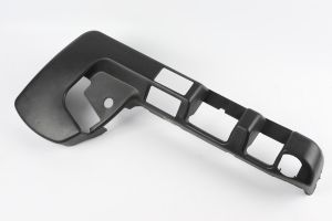 COUVERCLE LATERAL DE SIEGE - COTE GAUCHE DU SIEGE